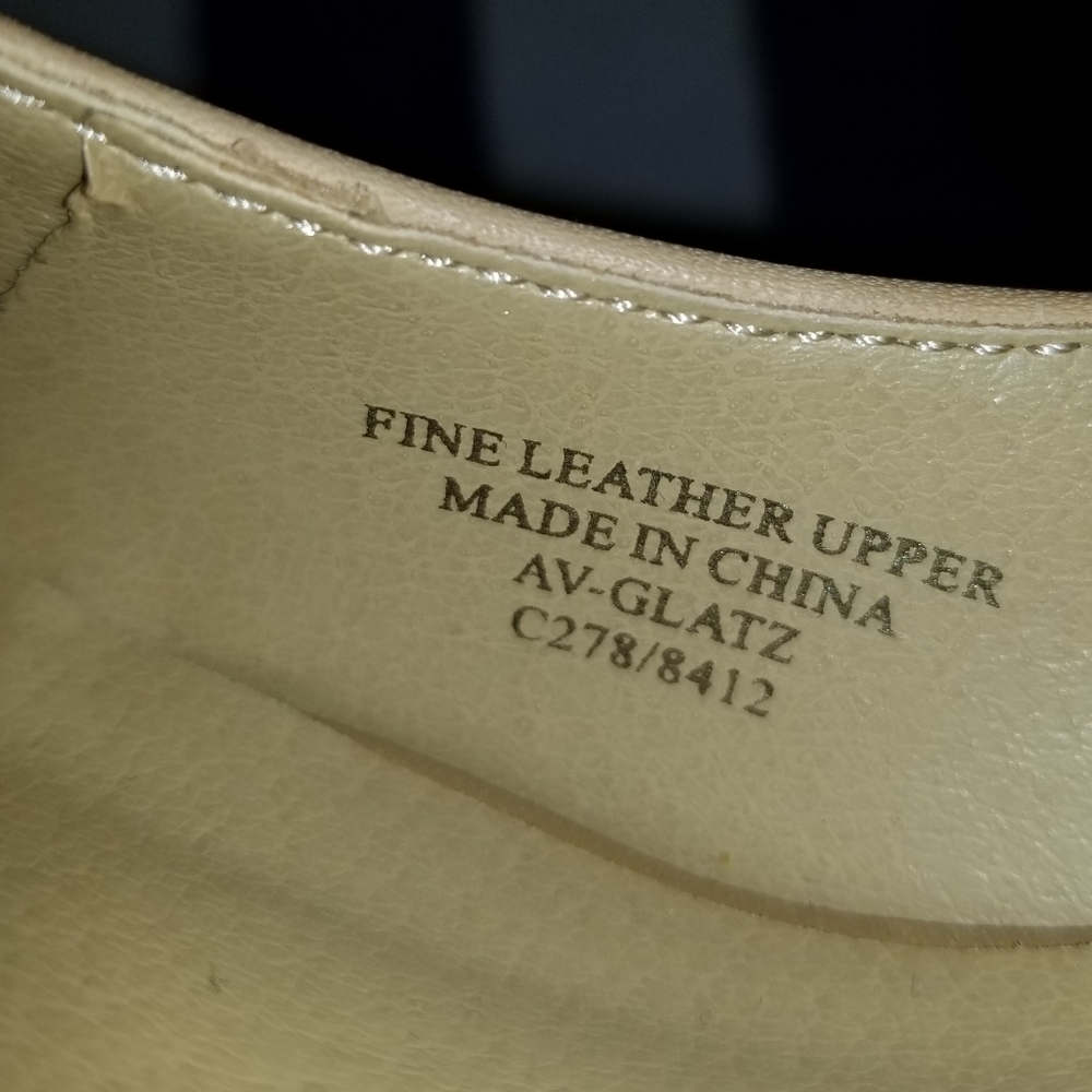 Shoes - Picture 5 of 5